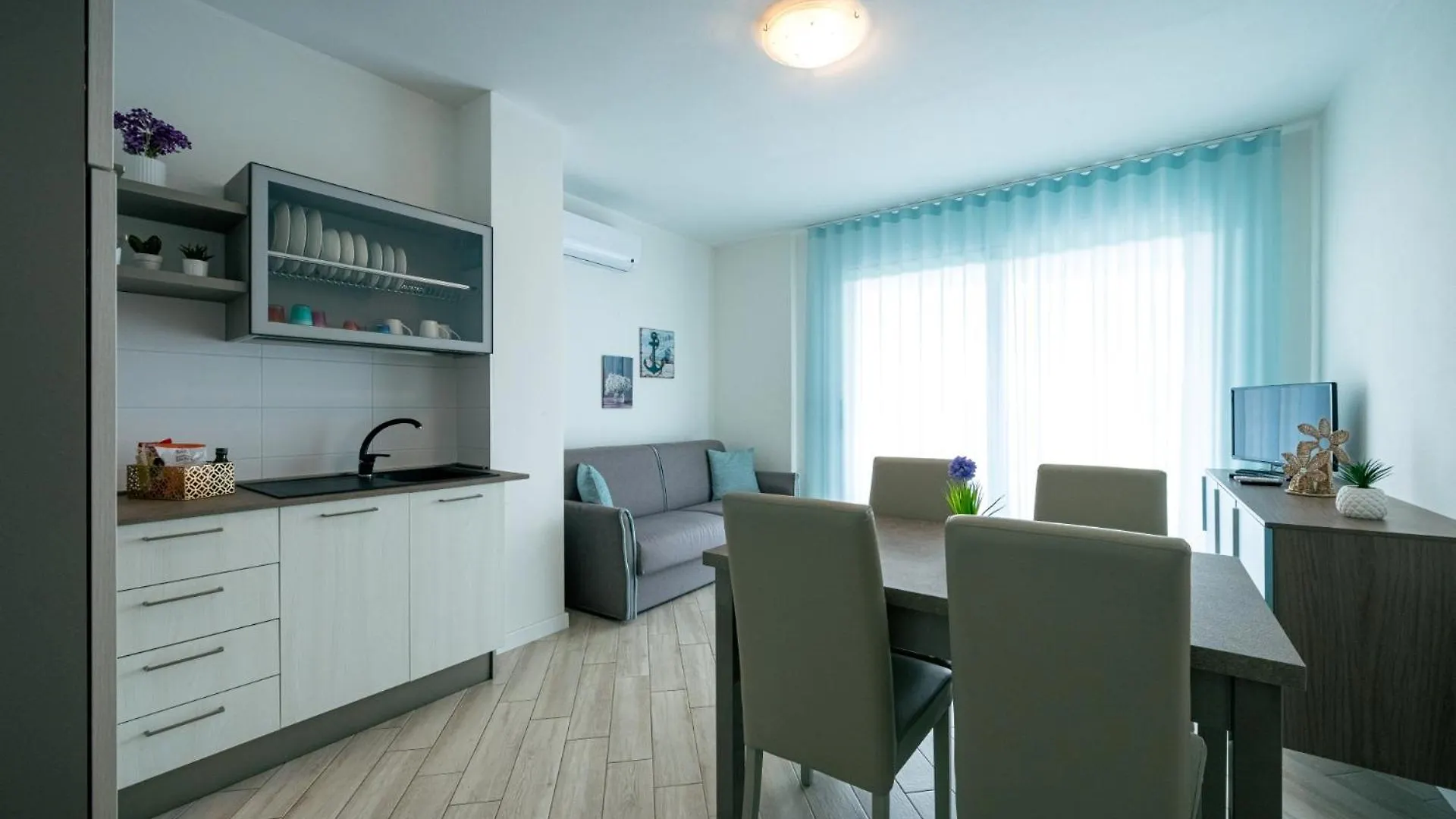 Milena Suite Apartments ألغيرو