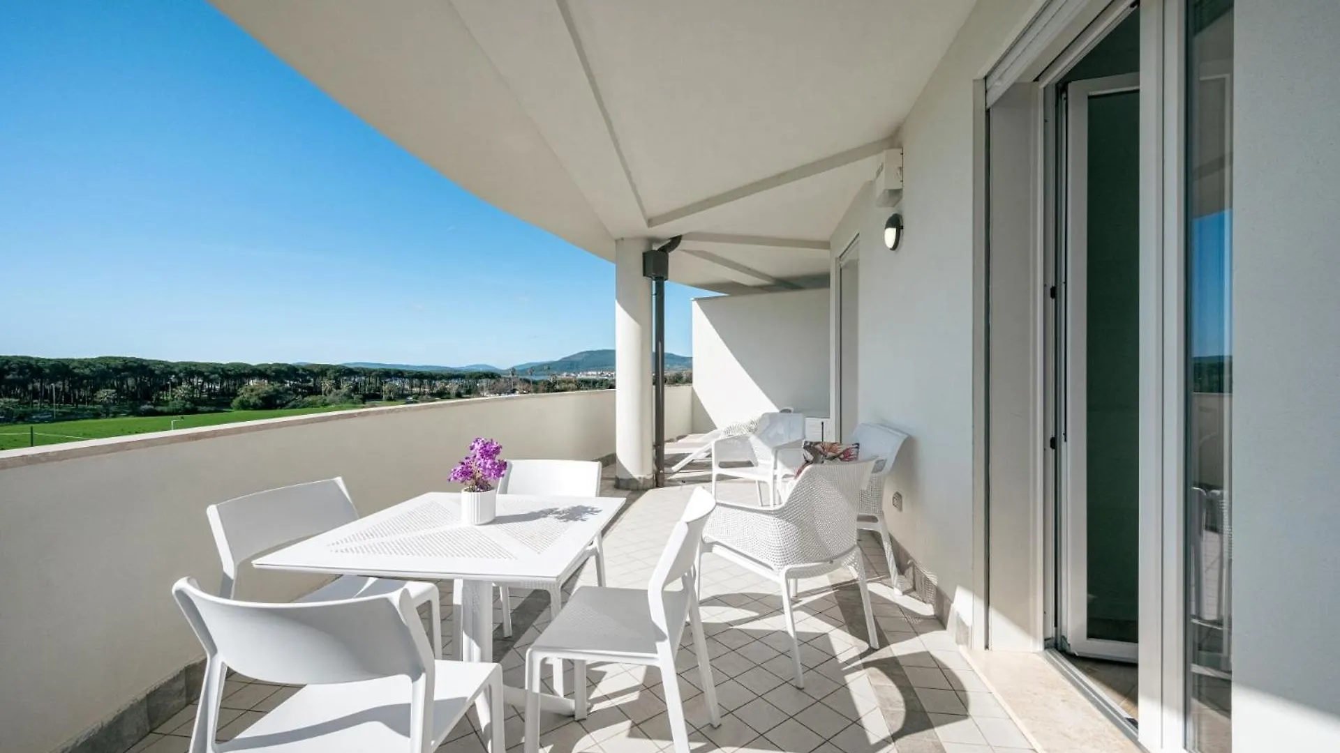 Milena Suite Apartments ألغيرو
